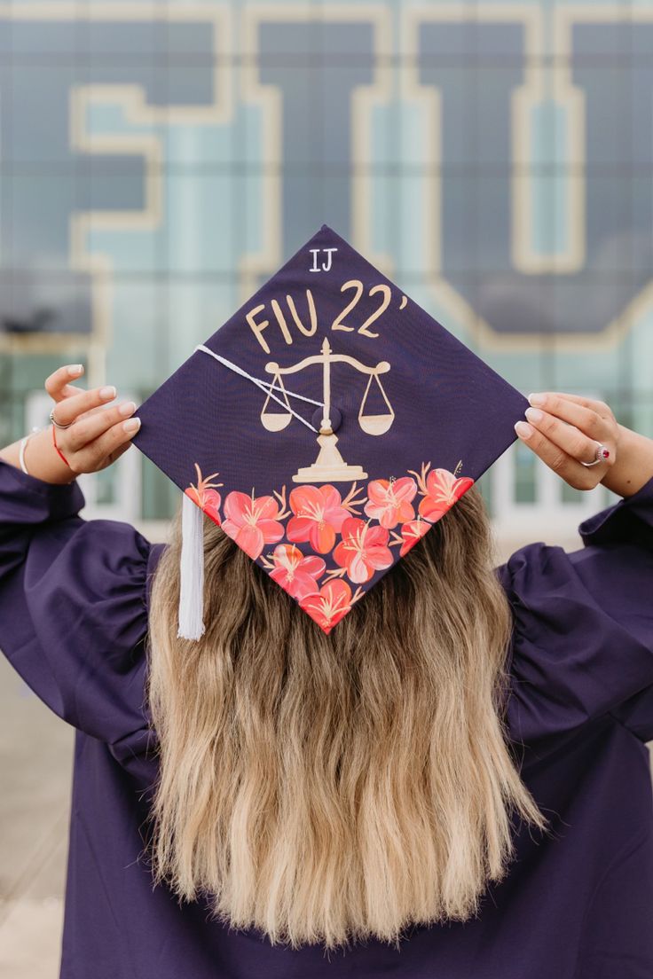 Decorated graduation cap